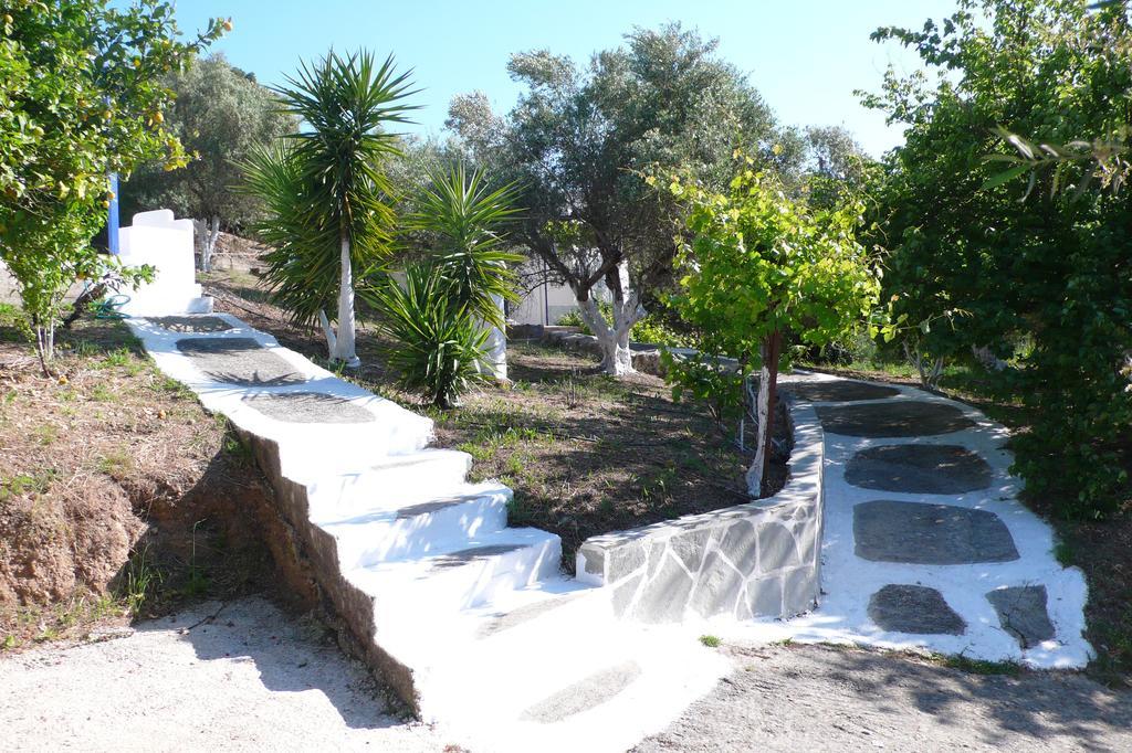 Apartamento Stefanos Garden Arménoi Habitación foto
