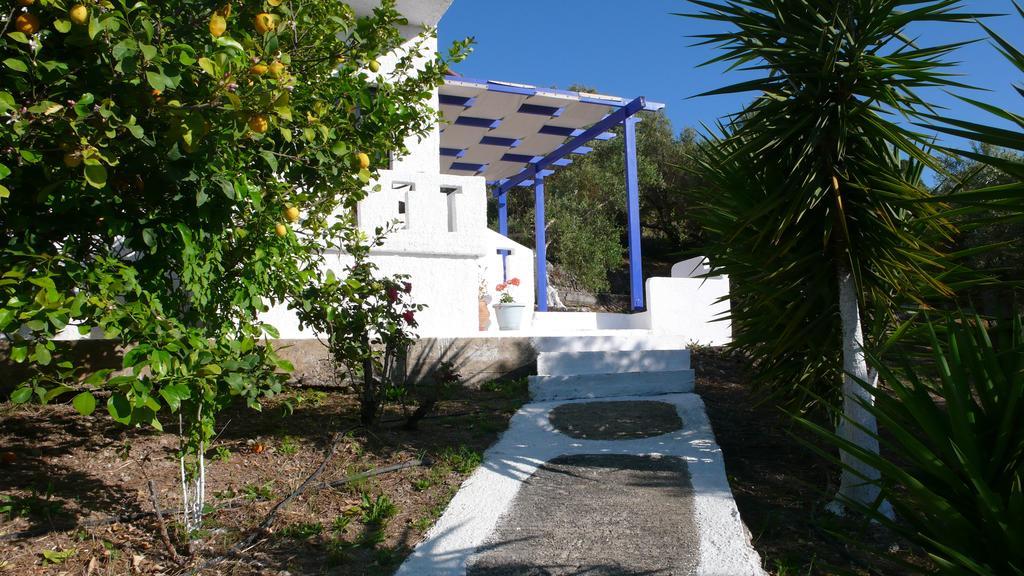 Apartamento Stefanos Garden Arménoi Habitación foto