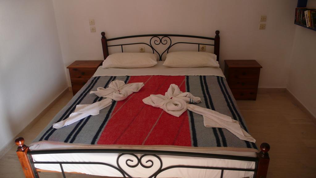 Apartamento Stefanos Garden Arménoi Habitación foto