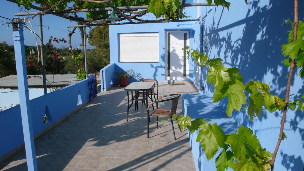 Apartamento Stefanos Garden Arménoi Habitación foto