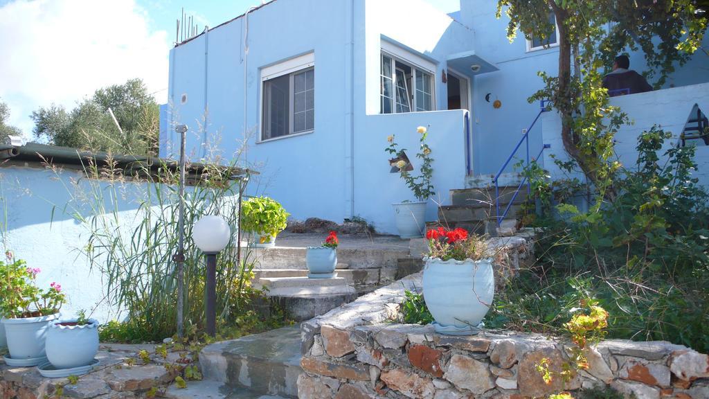 Apartamento Stefanos Garden Arménoi Habitación foto